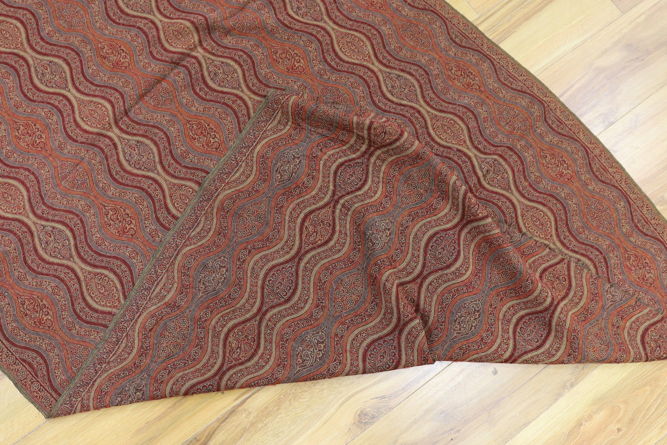 An Indian paisley shawl, 200 cms x 104cms